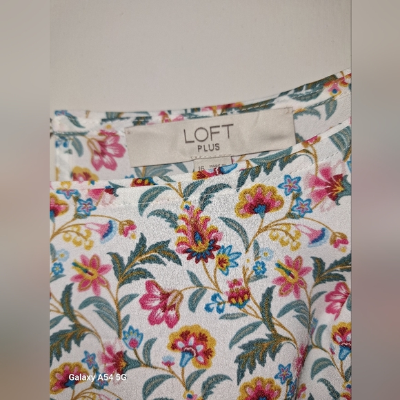 LOFT Multicolor Floral Blouse - Picture 2 of 8